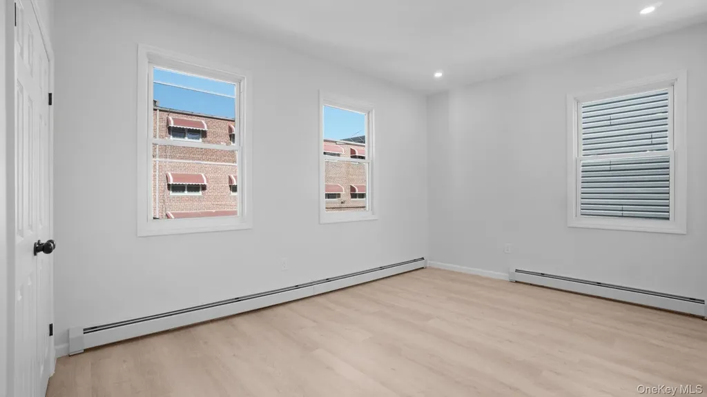 4370 Edson Avenue Bronx NY 10466