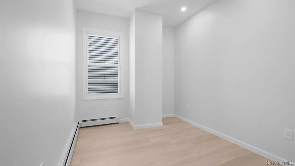 4370 Edson Avenue Bronx NY 10466
