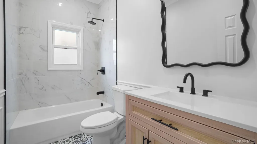 4370 Edson Avenue Bronx NY 10466