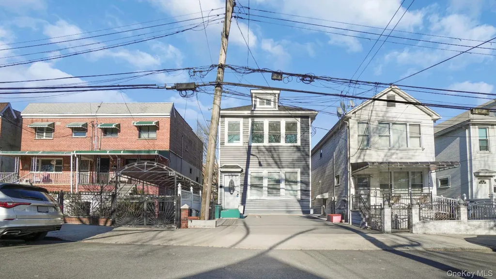 4370 Edson Avenue Bronx NY 10466