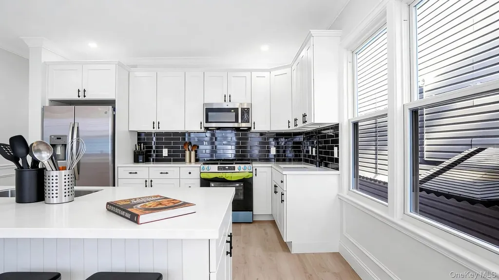 4370 Edson Avenue Bronx NY 10466