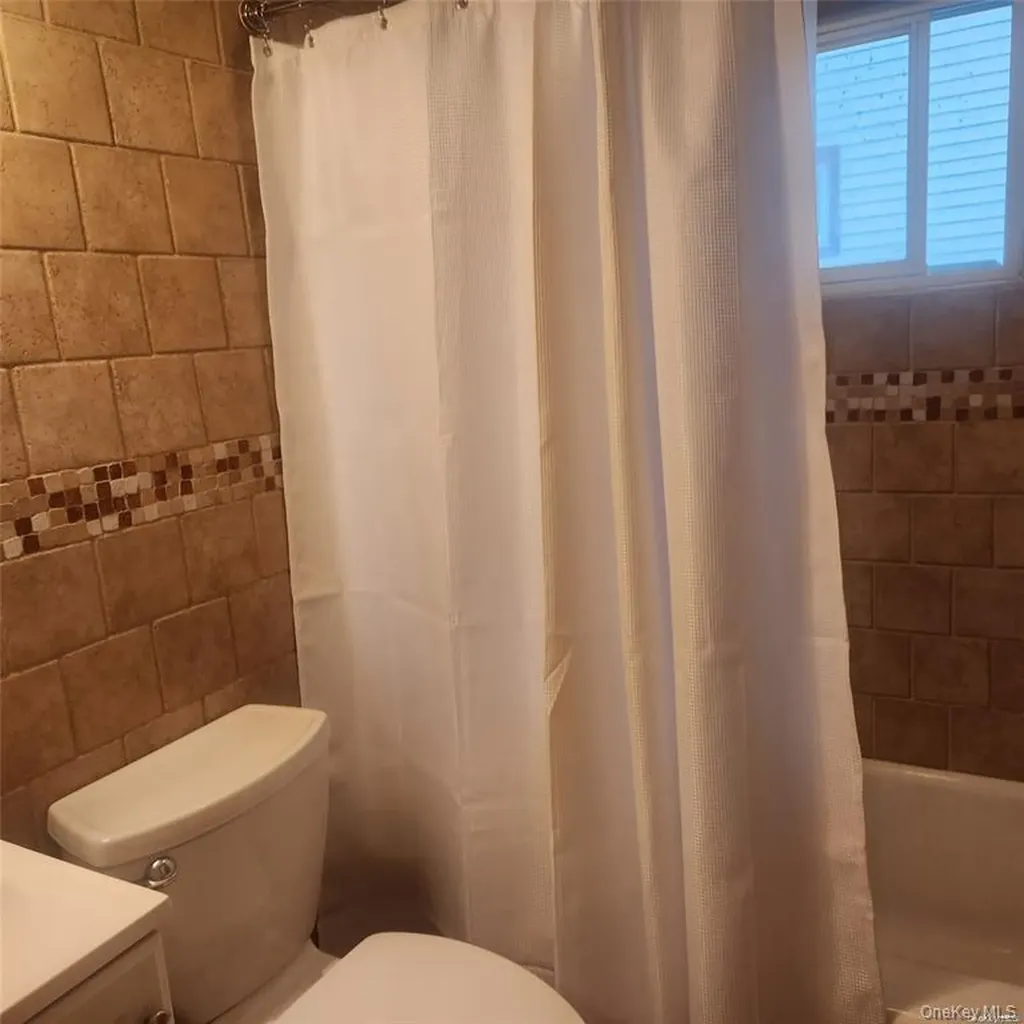 30 Montgomery Avenue Oceanside NY 11572