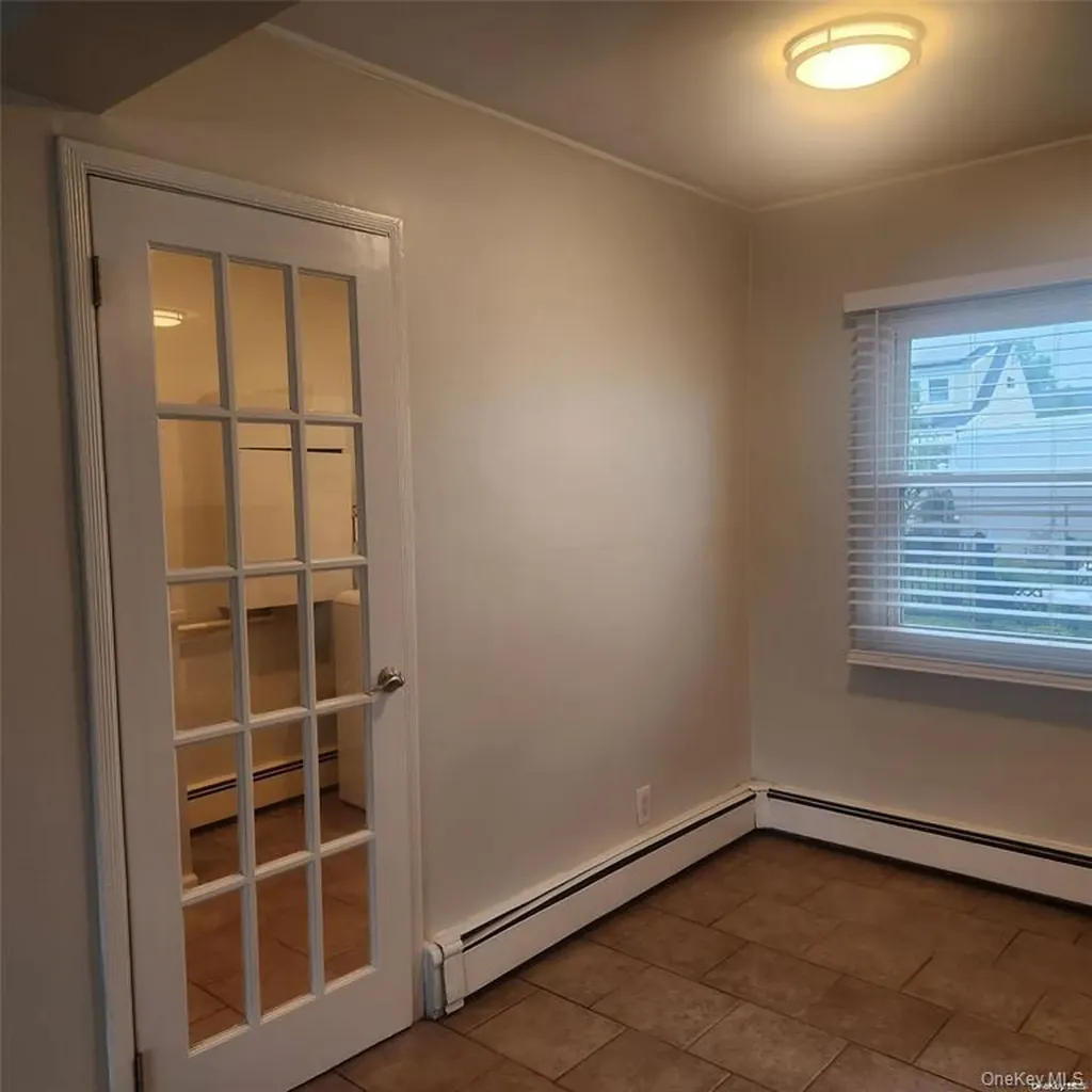 30 Montgomery Avenue Oceanside NY 11572