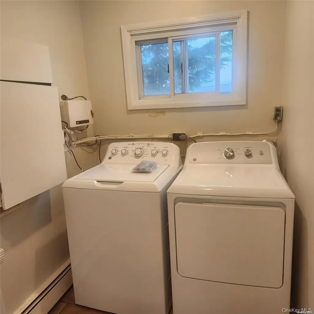 30 Montgomery Avenue Oceanside NY 11572
