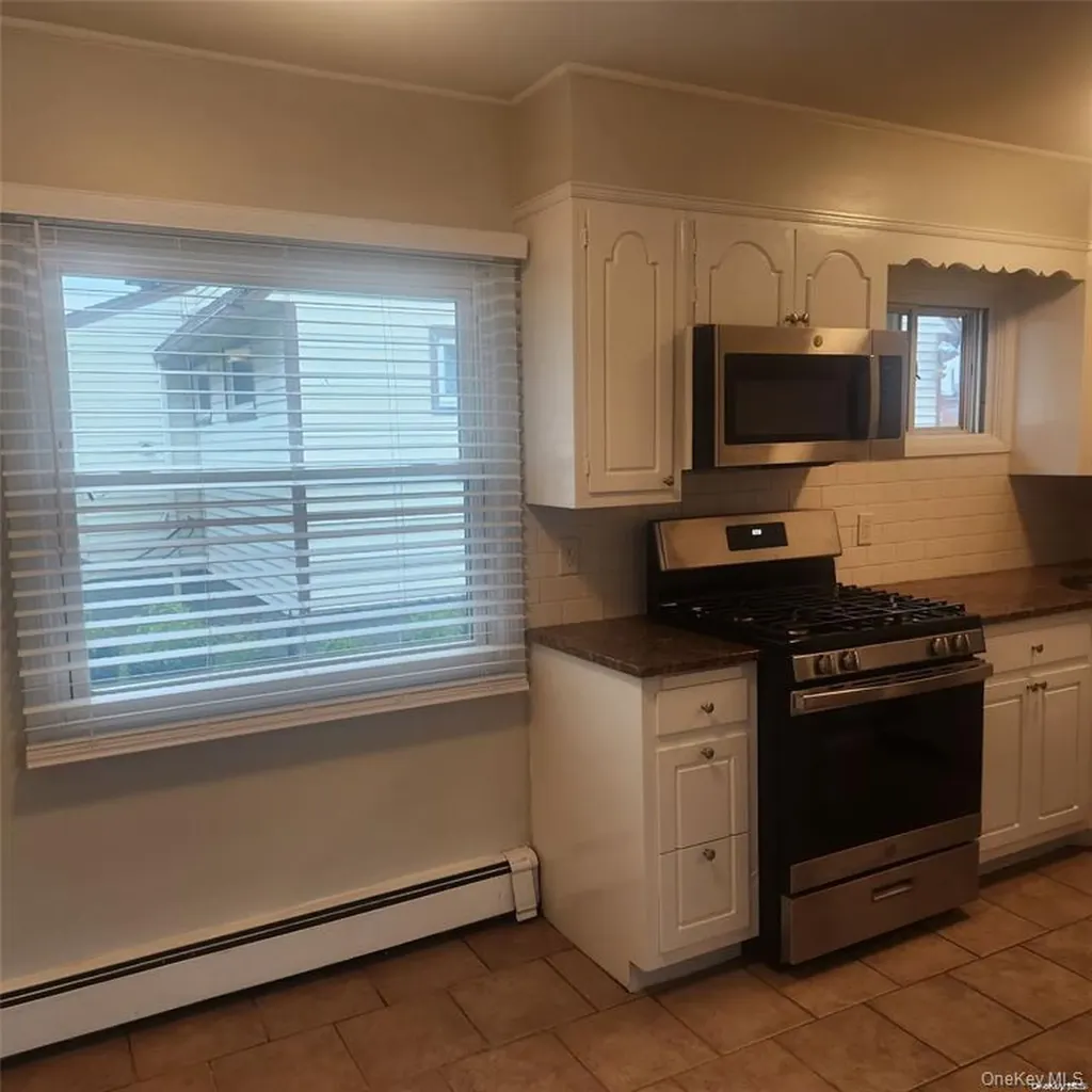 30 Montgomery Avenue Oceanside NY 11572