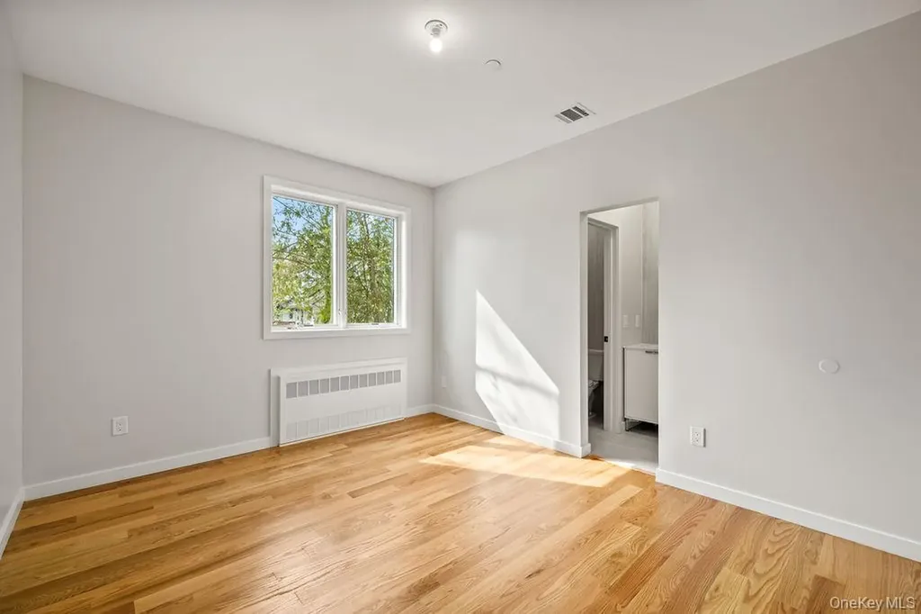 5 Mirror Lake Road Spring Valley NY 10977