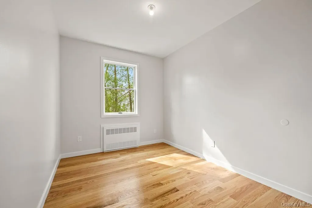 5 Mirror Lake Road Spring Valley NY 10977