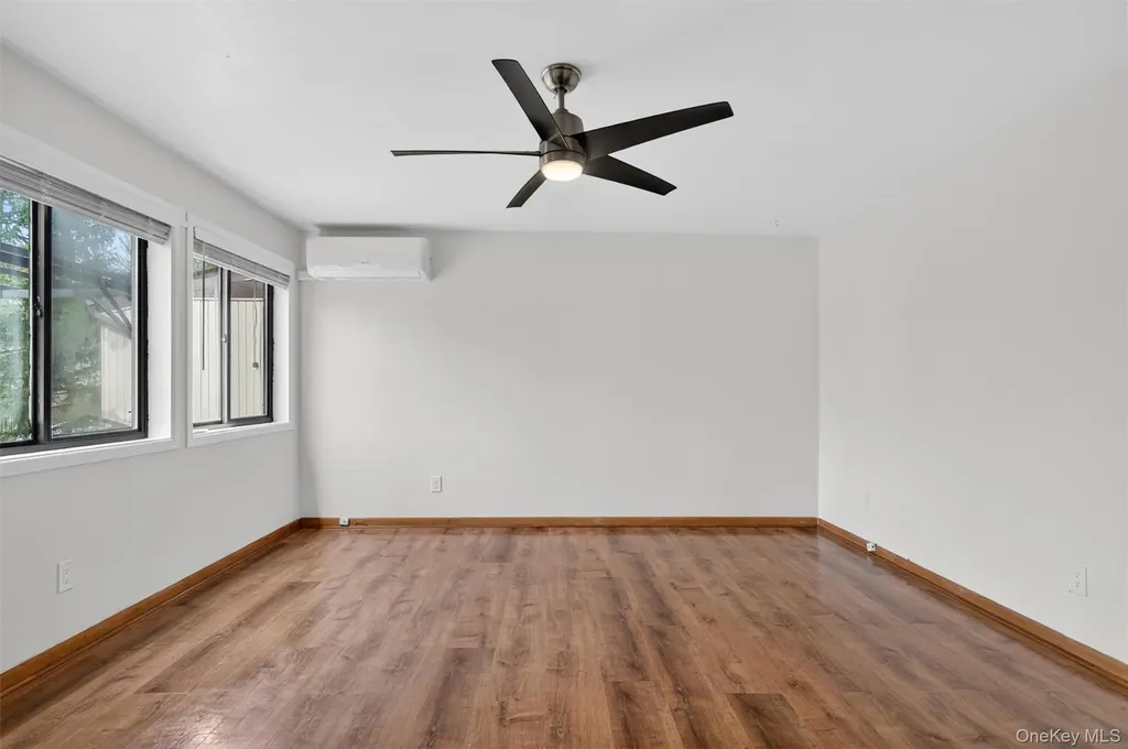 6 Charlotte Mews Middletown NY 10940