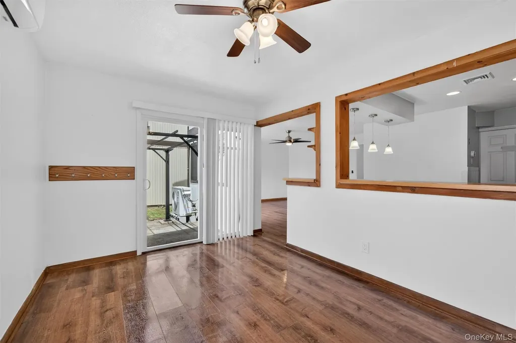 6 Charlotte Mews Middletown NY 10940