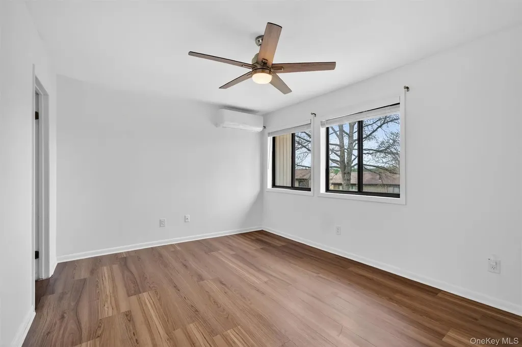6 Charlotte Mews Middletown NY 10940
