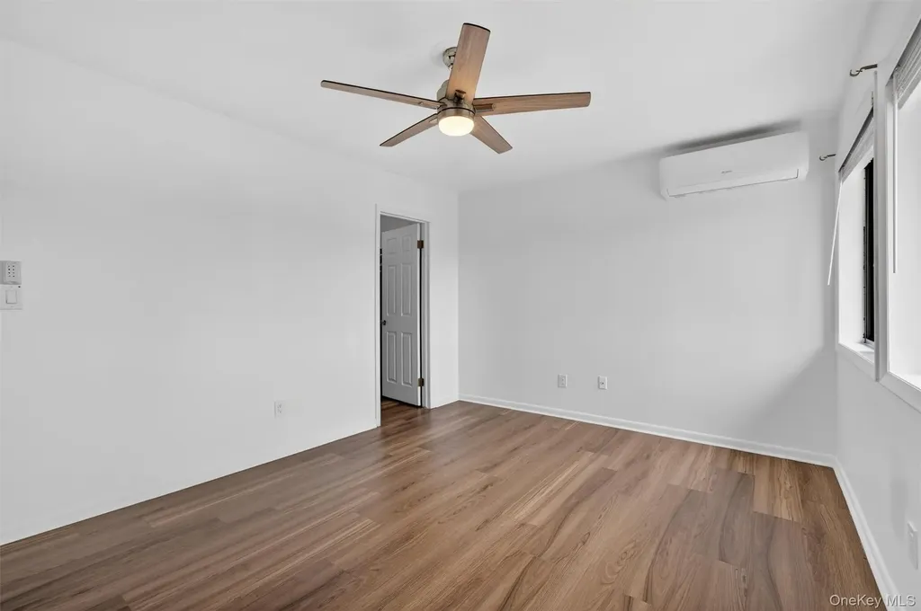 6 Charlotte Mews Middletown NY 10940