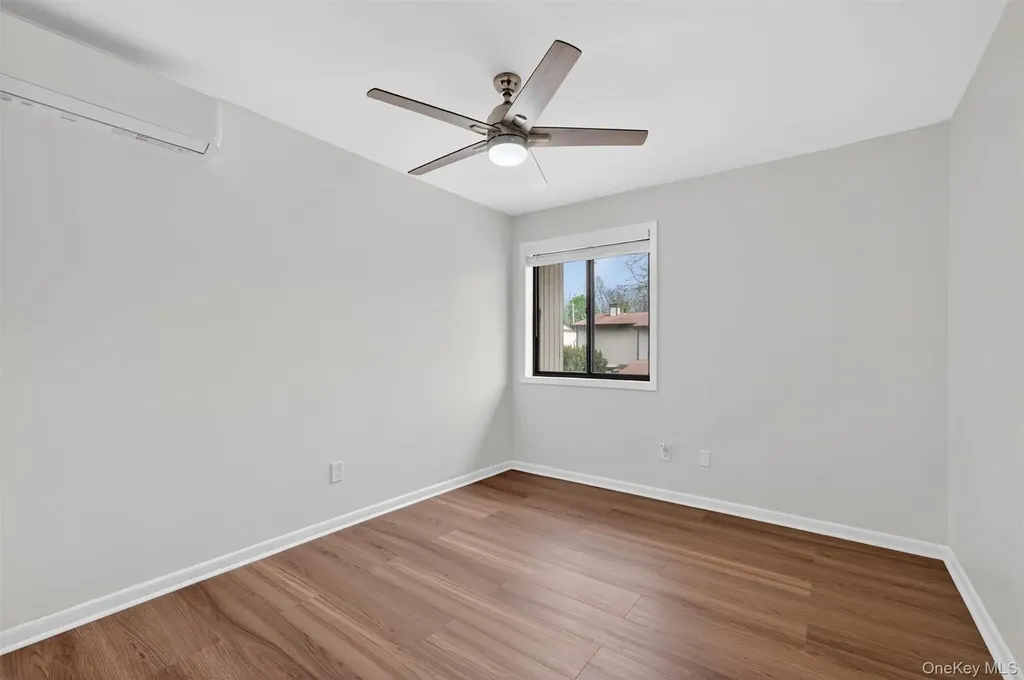 6 Charlotte Mews Middletown NY 10940