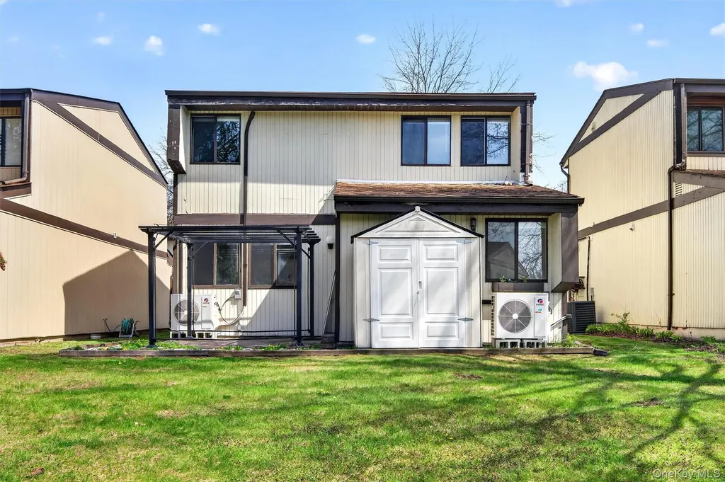 6 Charlotte Mews Middletown NY 10940
