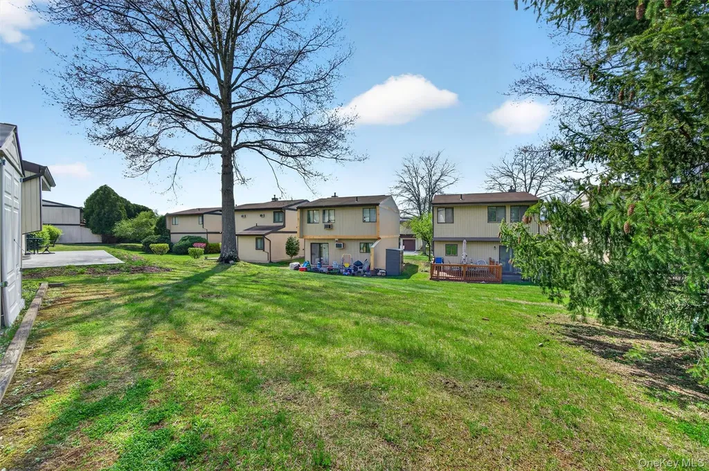 6 Charlotte Mews Middletown NY 10940