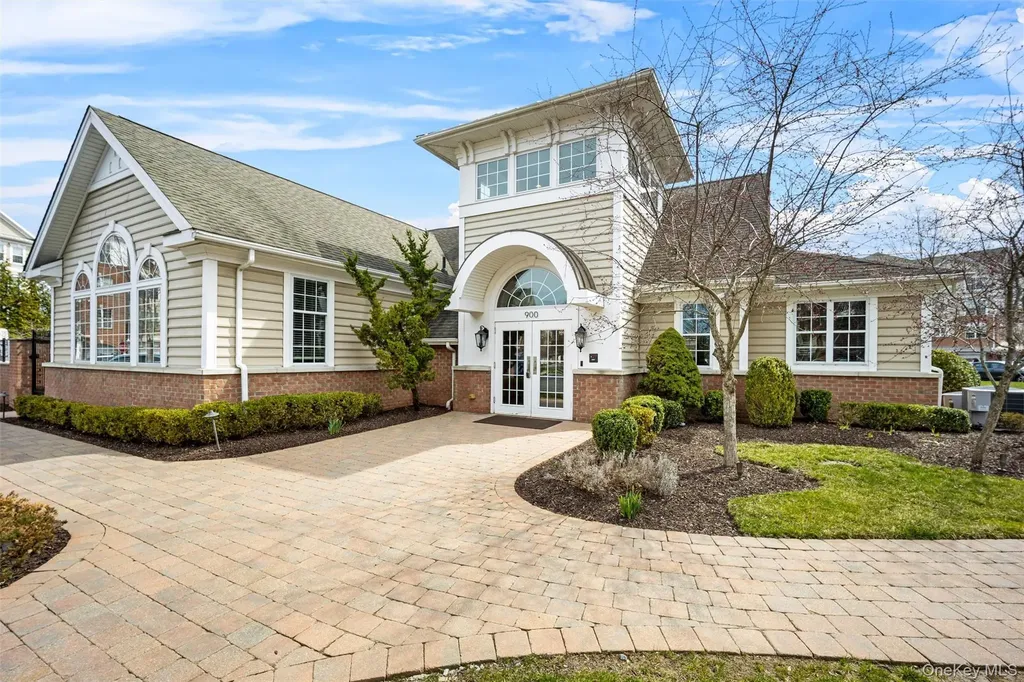 734 Regency Drive Fishkill NY 12524