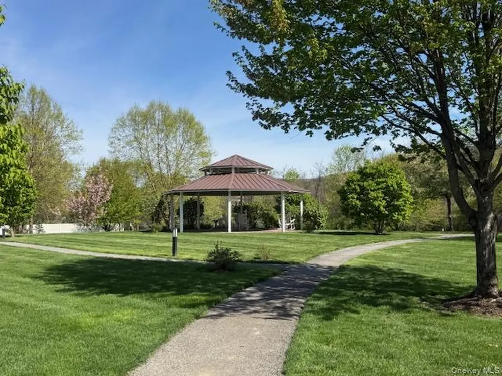 734 Regency Drive Fishkill NY 12524