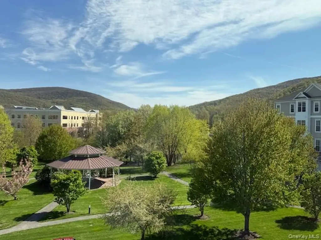 734 Regency Drive Fishkill NY 12524