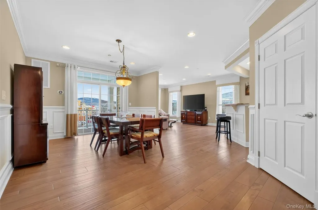 734 Regency Drive Fishkill NY 12524