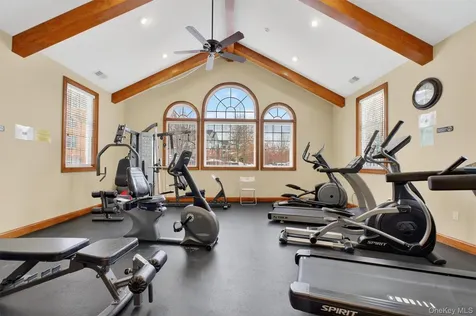 734 Regency Drive Fishkill NY 12524