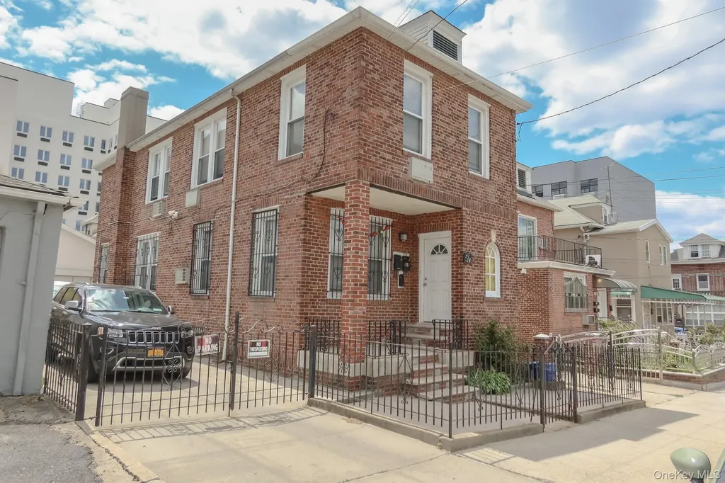 778 Adee Avenue Bronx NY 10467