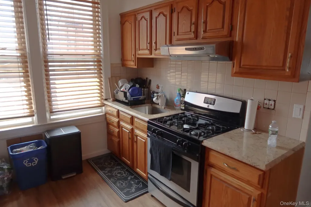 778 Adee Avenue Bronx NY 10467