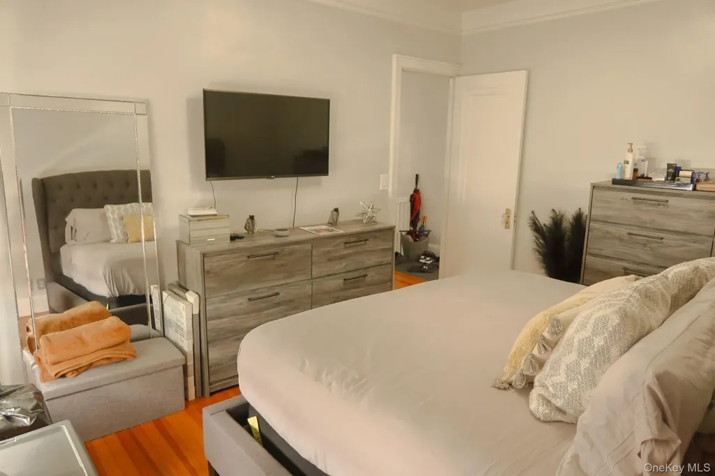 778 Adee Avenue Bronx NY 10467