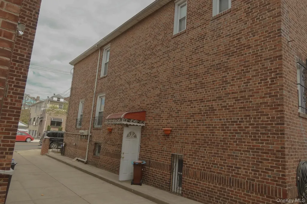 778 Adee Avenue Bronx NY 10467