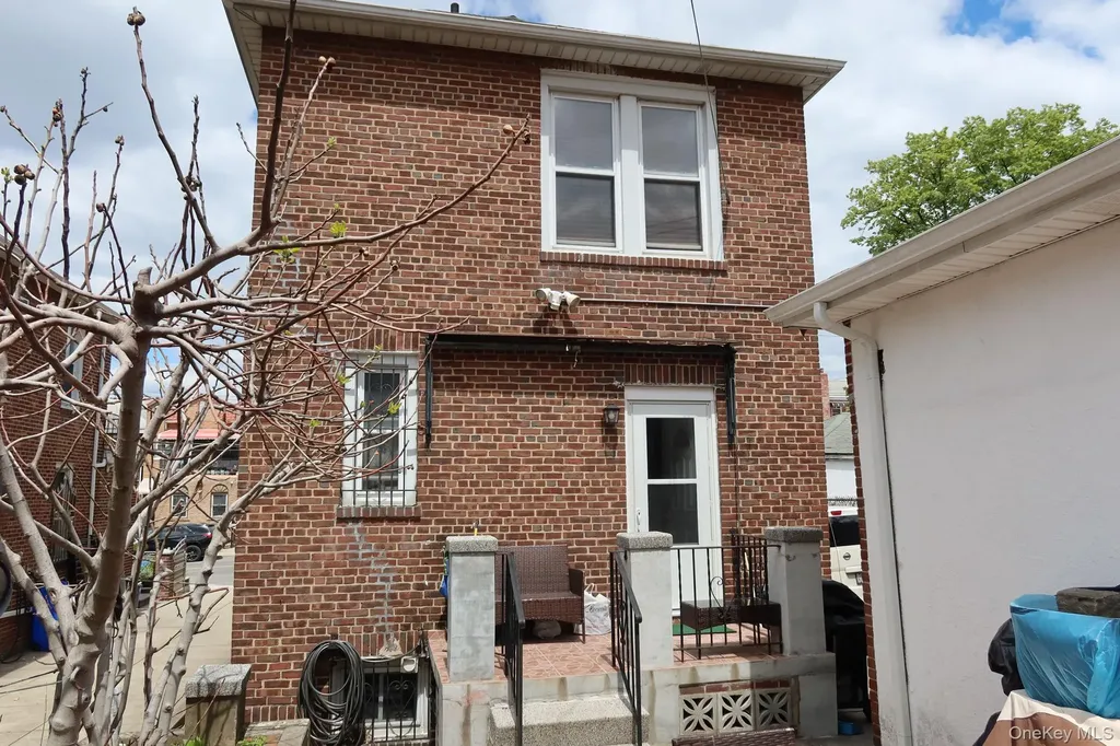 778 Adee Avenue Bronx NY 10467