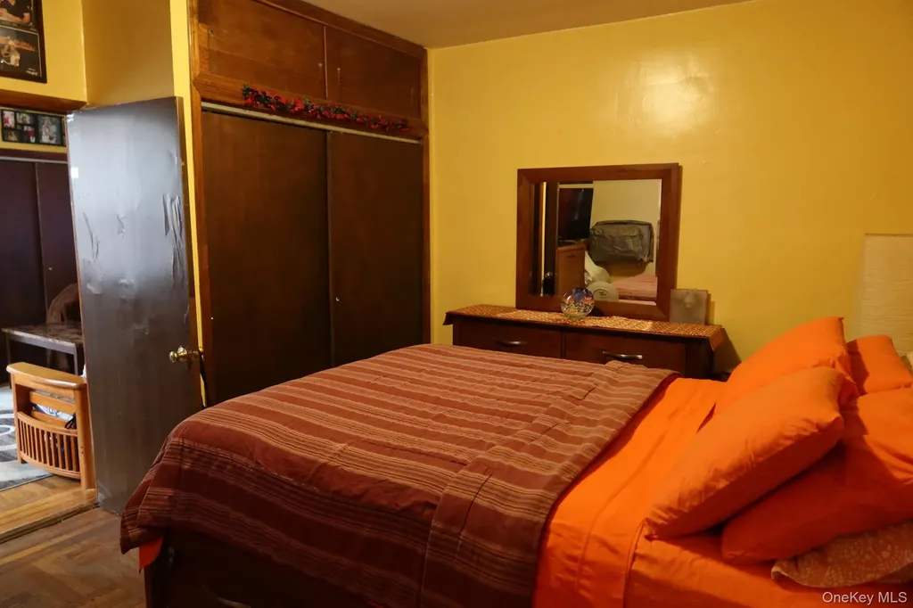 778 Adee Avenue Bronx NY 10467