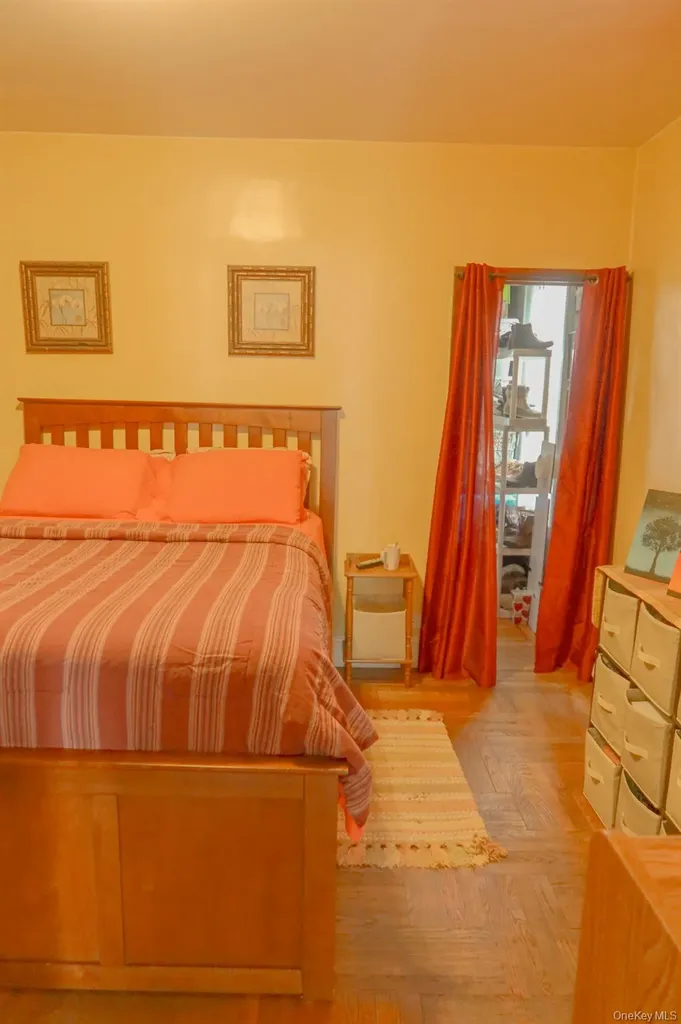 778 Adee Avenue Bronx NY 10467