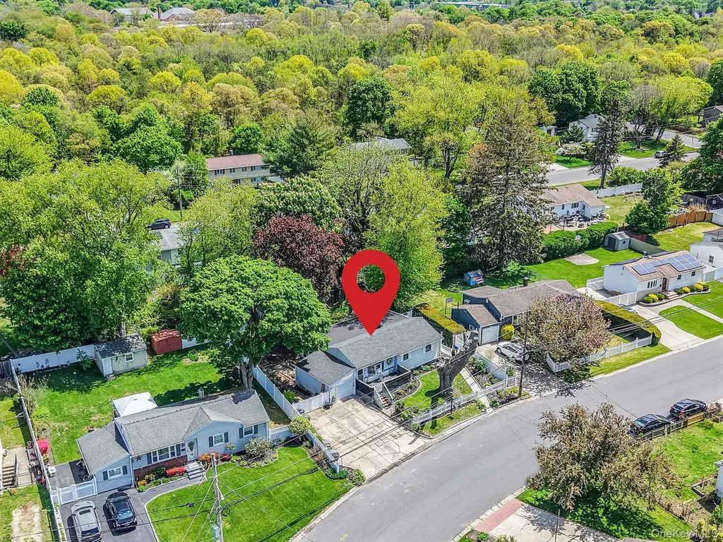 85 Applegate Drive Central Islip NY 11722