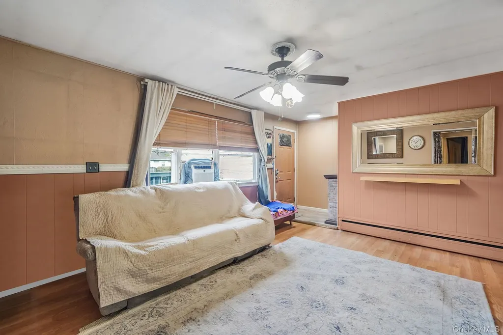 85 Applegate Drive Central Islip NY 11722