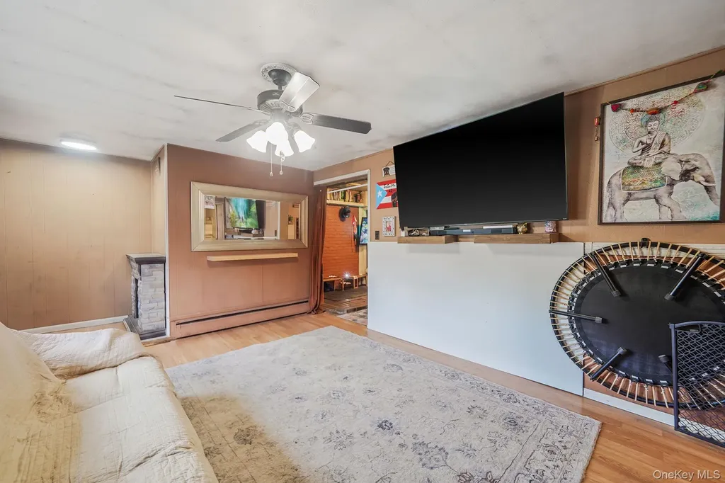 85 Applegate Drive Central Islip NY 11722