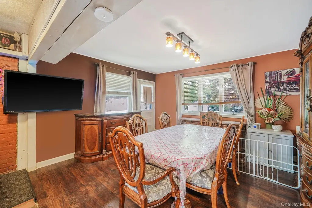 85 Applegate Drive Central Islip NY 11722
