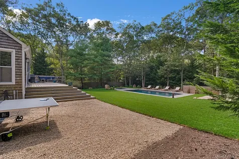 34 Harbor Boulevard East Hampton NY 11937
