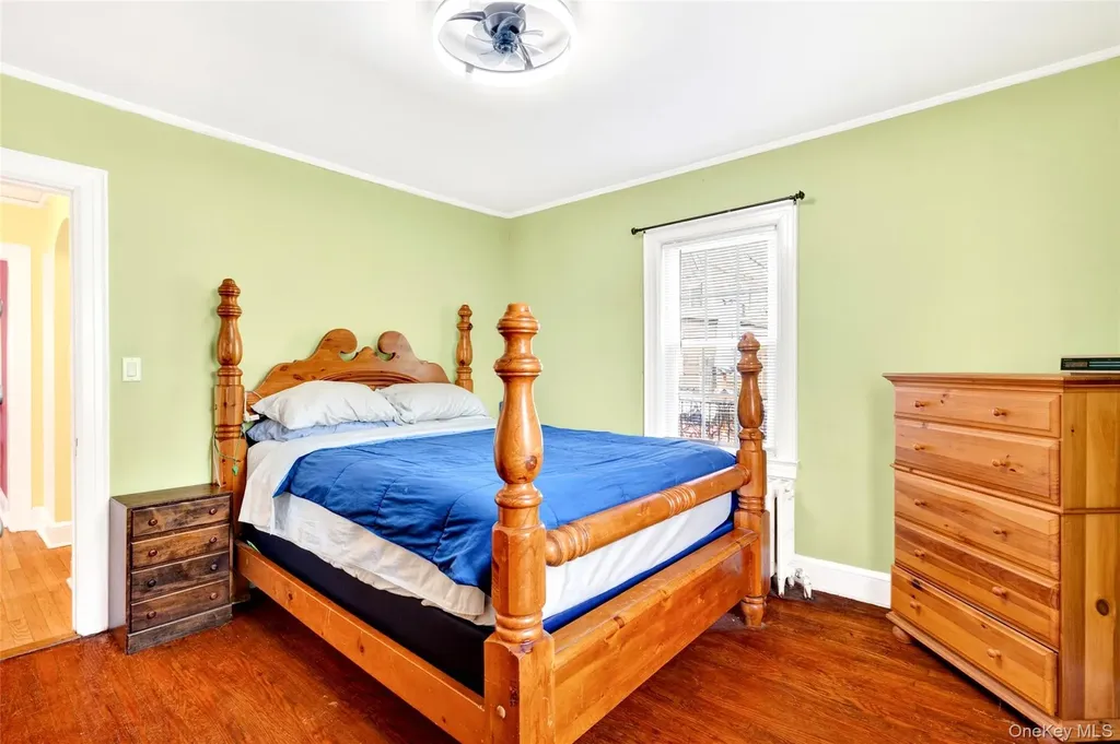28 Spruce Street New Rochelle NY 10805