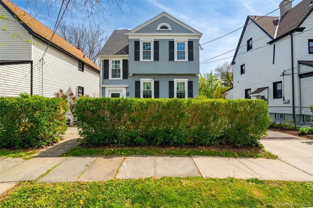 28 Spruce Street New Rochelle NY 10805