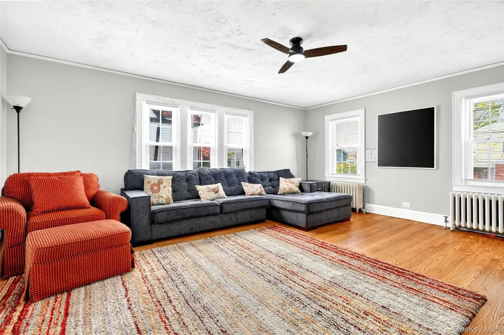 28 Spruce Street New Rochelle NY 10805