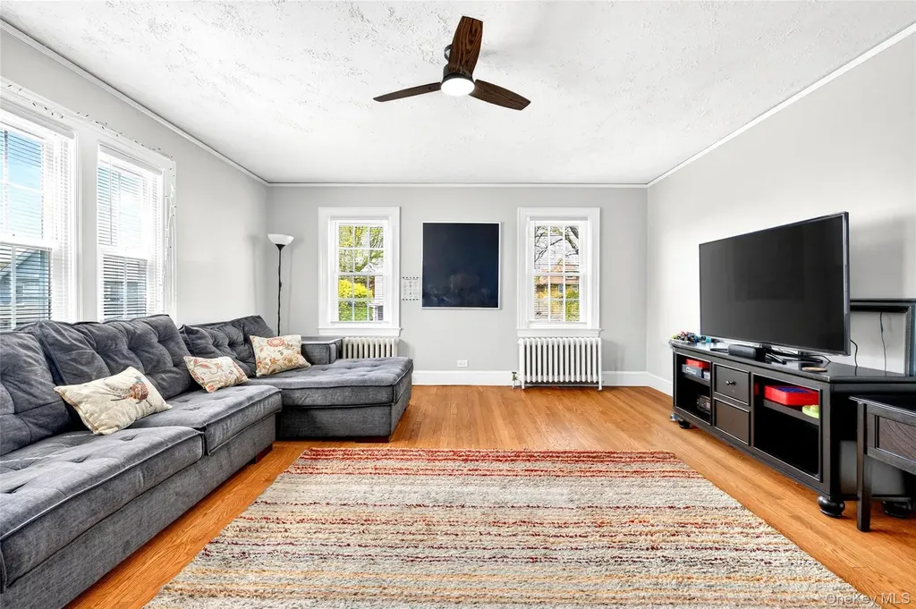 28 Spruce Street New Rochelle NY 10805