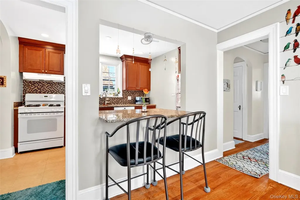 28 Spruce Street New Rochelle NY 10805