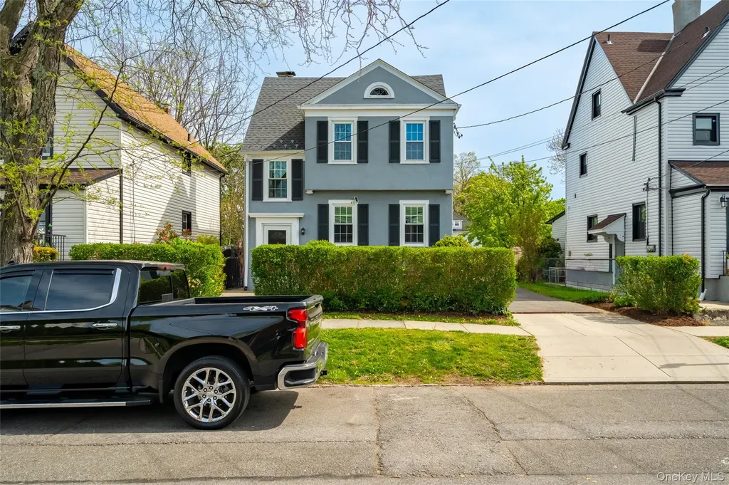 28 Spruce Street New Rochelle NY 10805