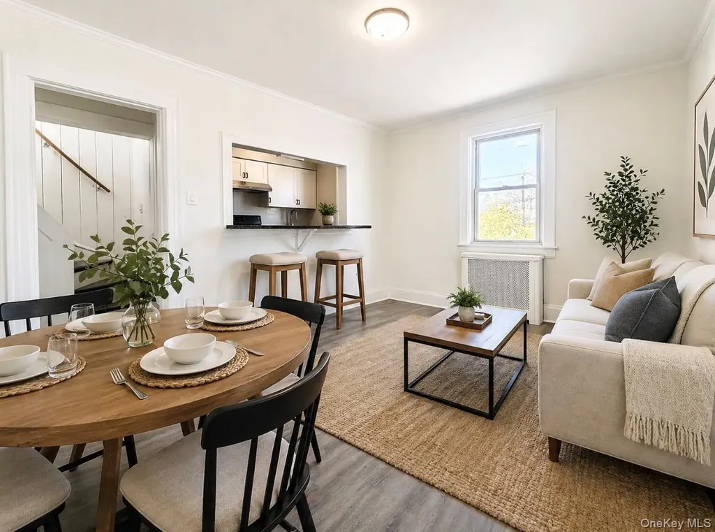 66 Kenmore Road Valley Stream NY 11581