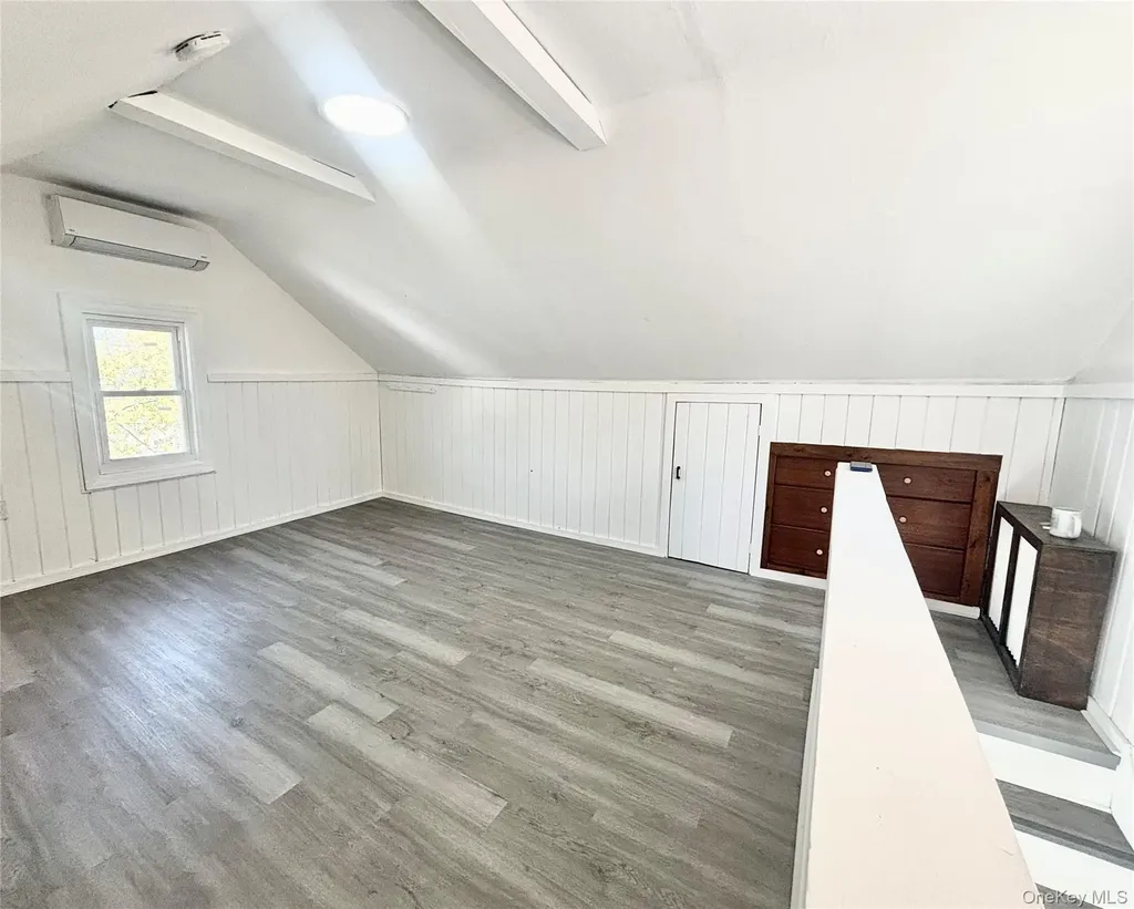66 Kenmore Road Valley Stream NY 11581
