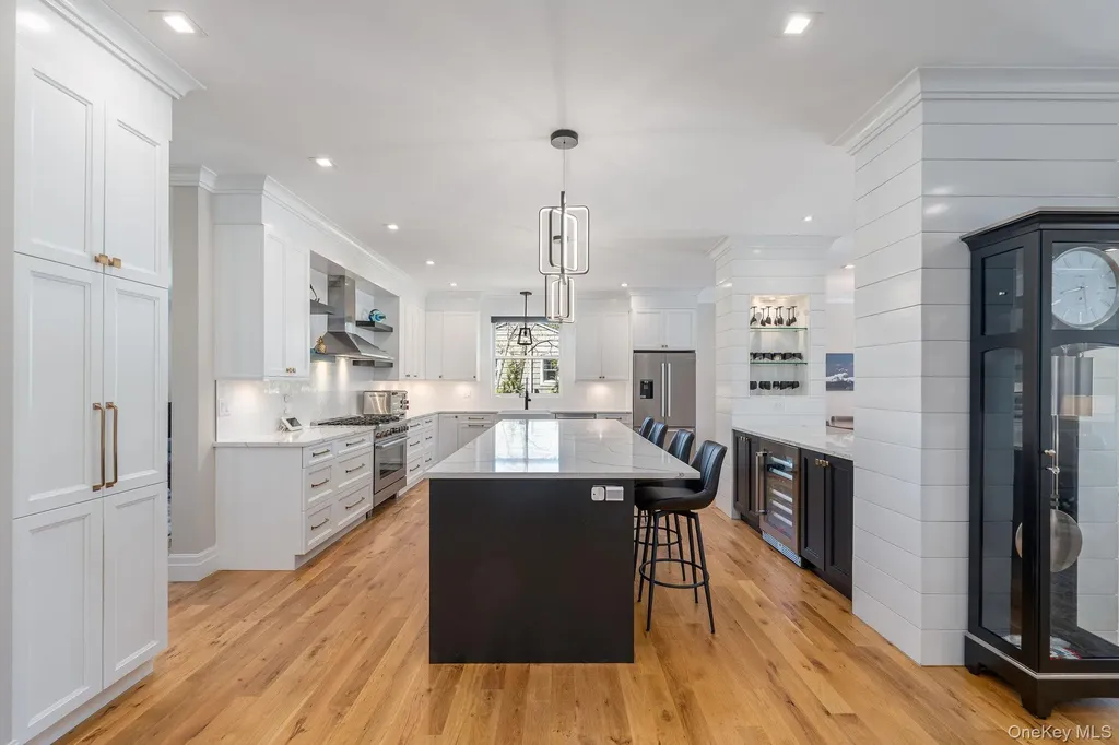 1665 Glenn Road Southold NY 11971