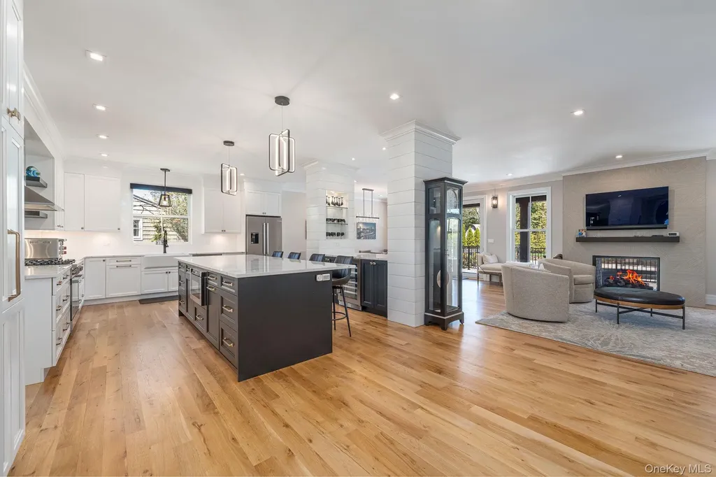 1665 Glenn Road Southold NY 11971