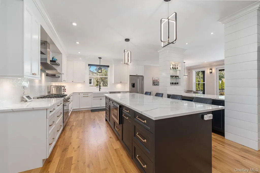 1665 Glenn Road Southold NY 11971