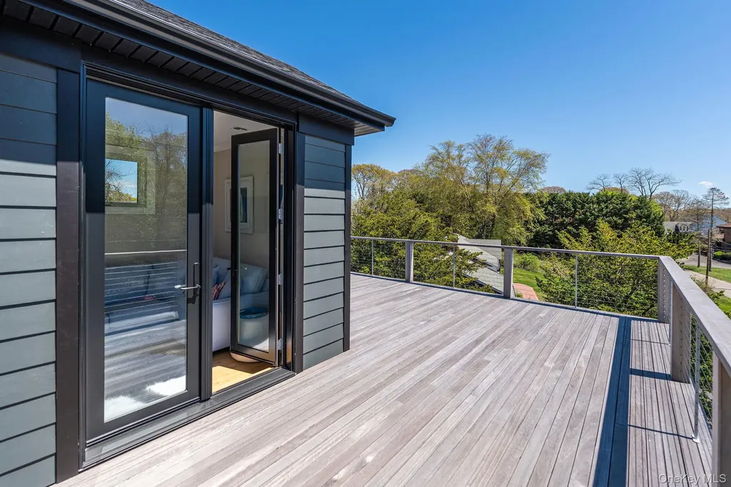 1665 Glenn Road Southold NY 11971