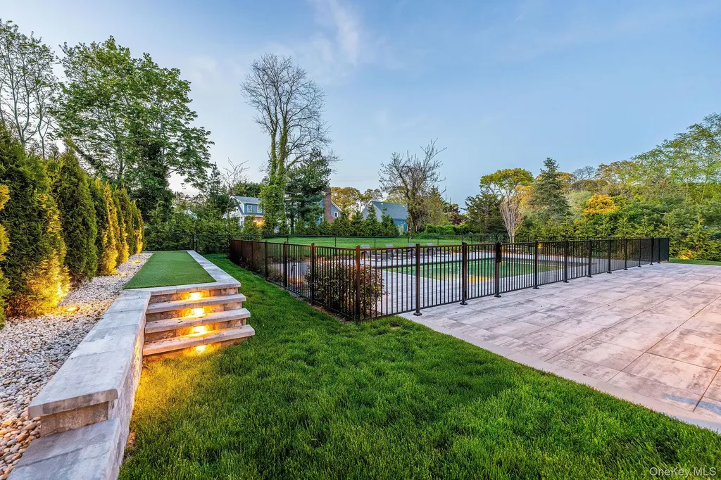 1665 Glenn Road Southold NY 11971