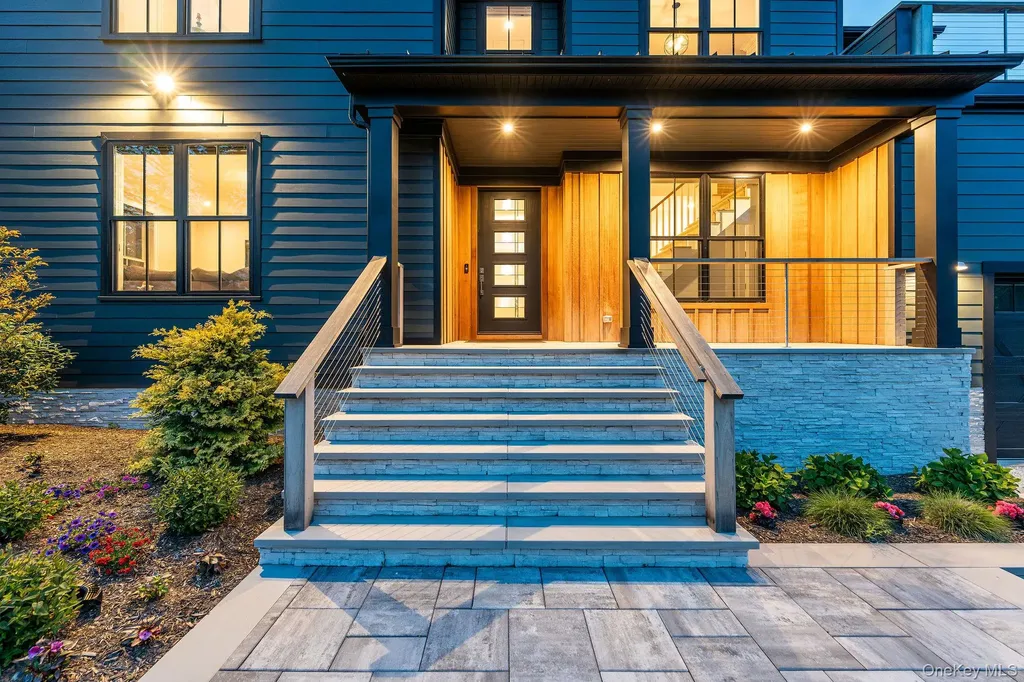 1665 Glenn Road Southold NY 11971