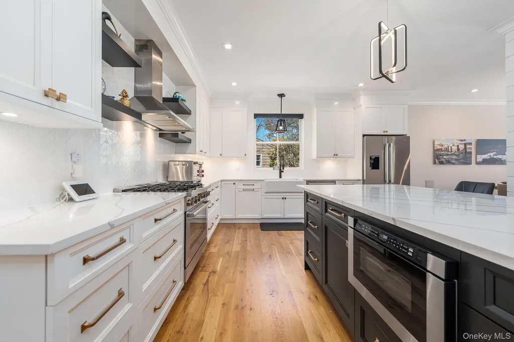 1665 Glenn Road Southold NY 11971